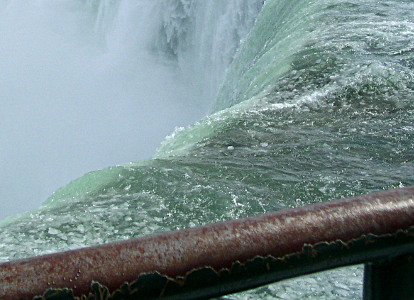 [Closer view of ice chips in Horseshoe Falls water.]